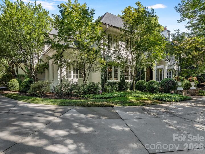 Property Photo:  2946 Wheelock Road  NC 28211 