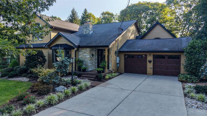 Property Photo: 1840 Wiltshire Boulevard OH 45014