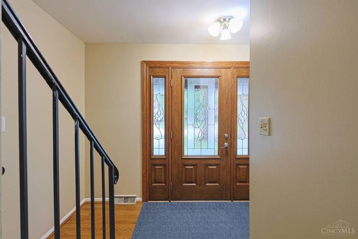 Property Photo:  8389 Shadowpoint Court  OH 45242 