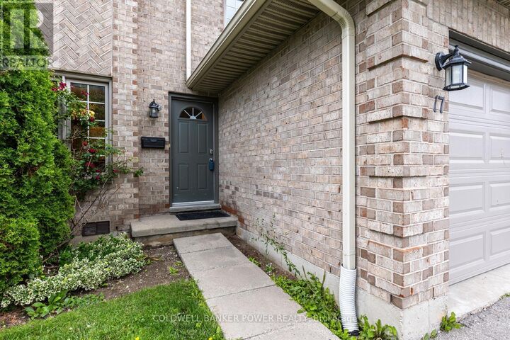 Photo de la propriété: 340 Ambleside Drive 17 ON N6G 4Y5