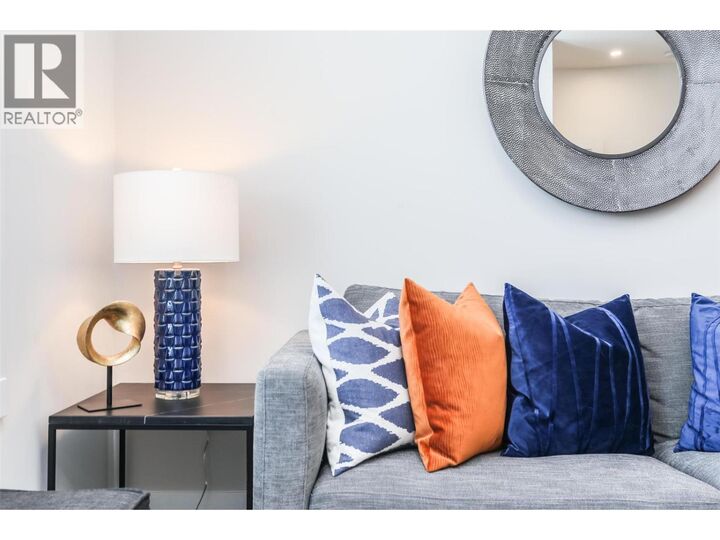 Photo de la propriété:  610 Academy Way 109  BC V1V 0H2 
