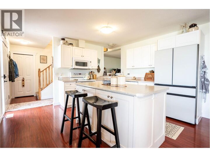 Photo de la propriété:  2328 Willgoose Road  BC V1K 1N7 