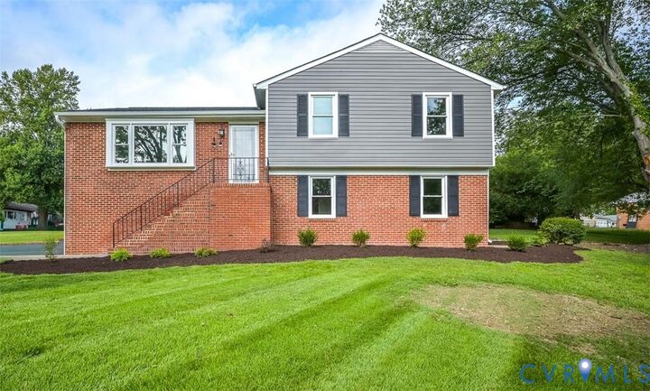 Property Photo:  7307 Hunterbrook Drive  VA 23111 