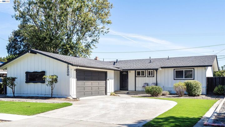 Property Photo:  38300 Acacia St  CA 94536 