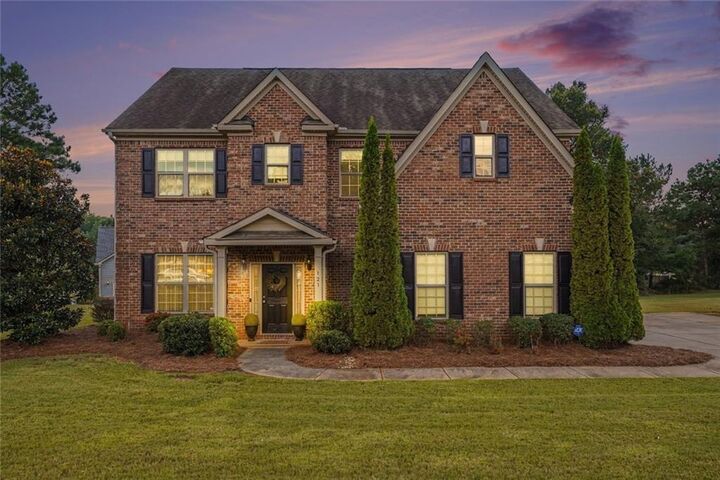 Property Photo:  121 Tuscany Court  GA 30252 