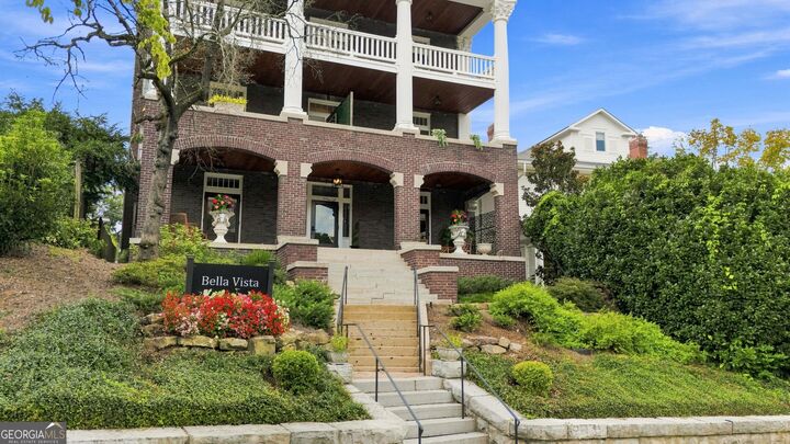 Property Photo:  202 East 4th Avenue 2  GA 30161 