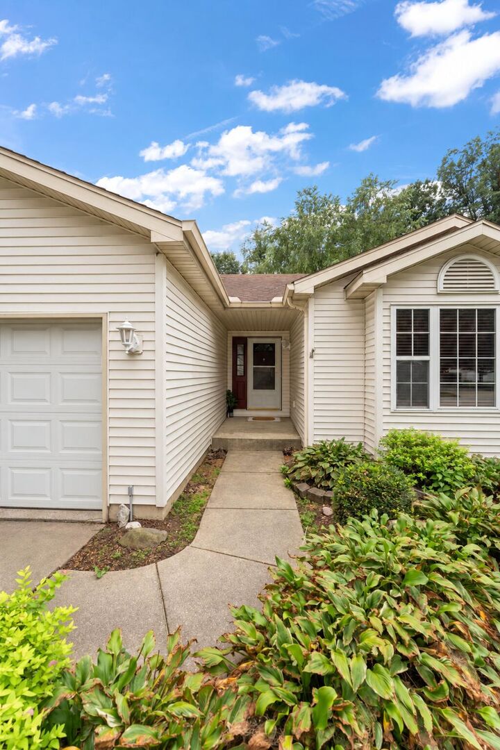 Property Photo:  405 Galway Drive  IN 46385 