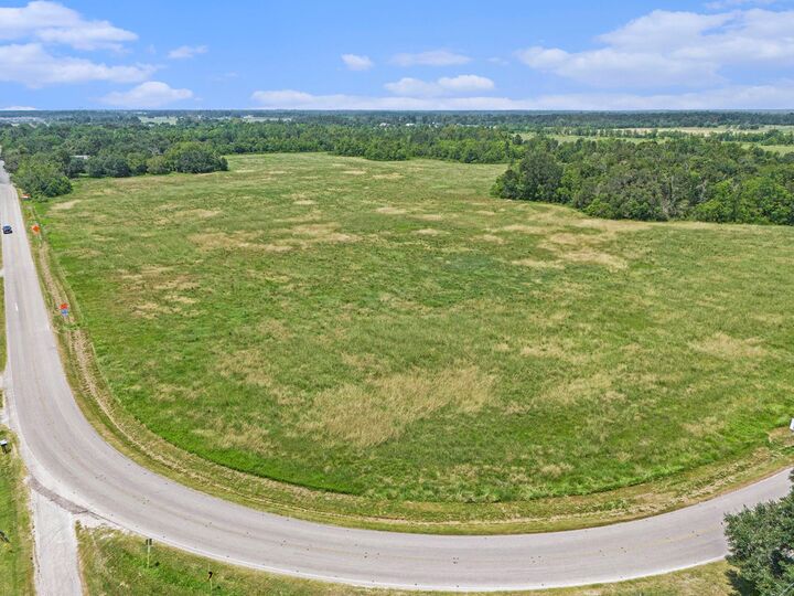 Property Photo: 1331-B Hare Cook TX 77532