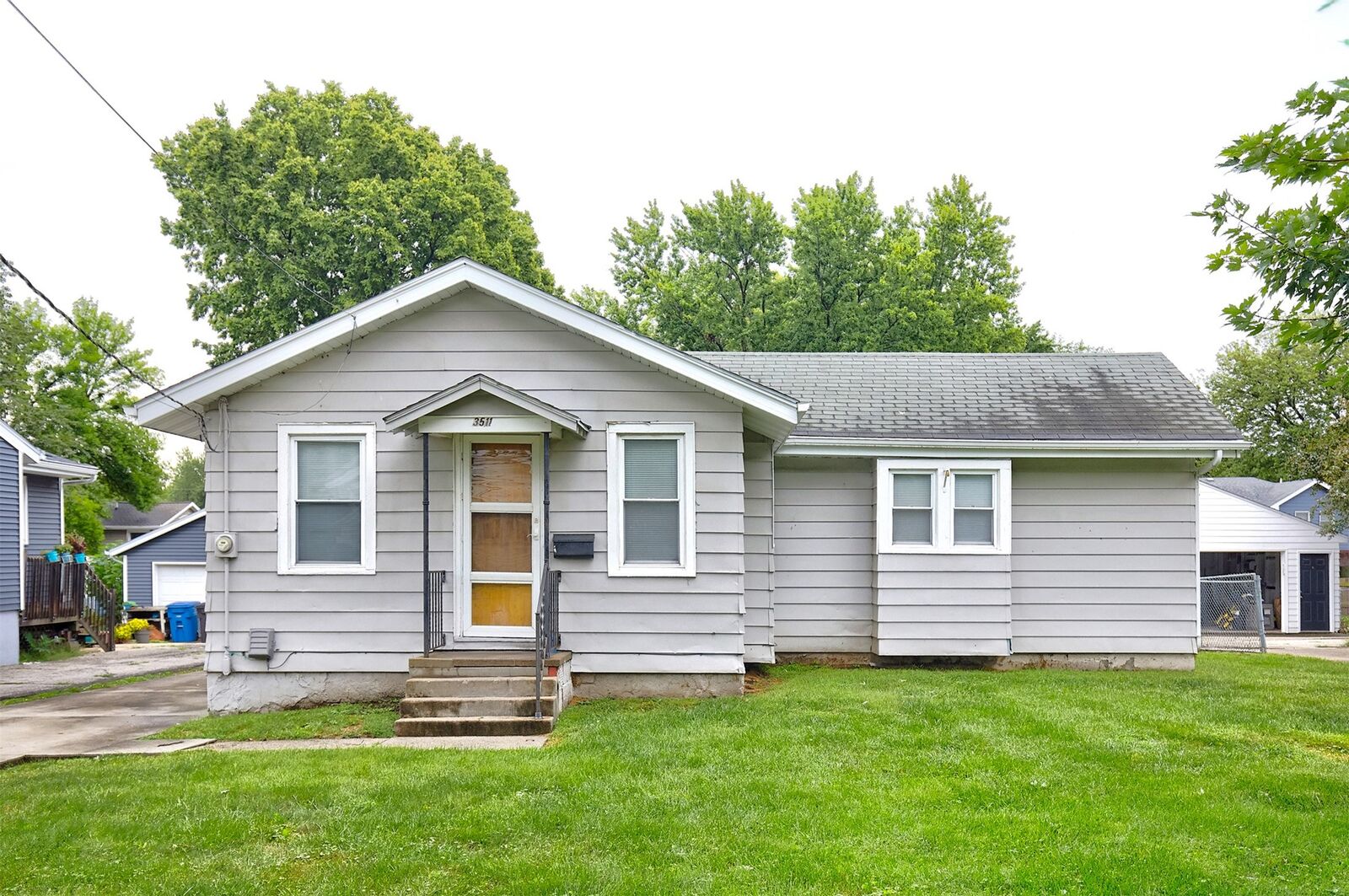 Property Photo:  3511 49th Street  IA 50310 