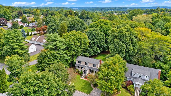 Property Photo:  9 Verne Place  NY 10530 