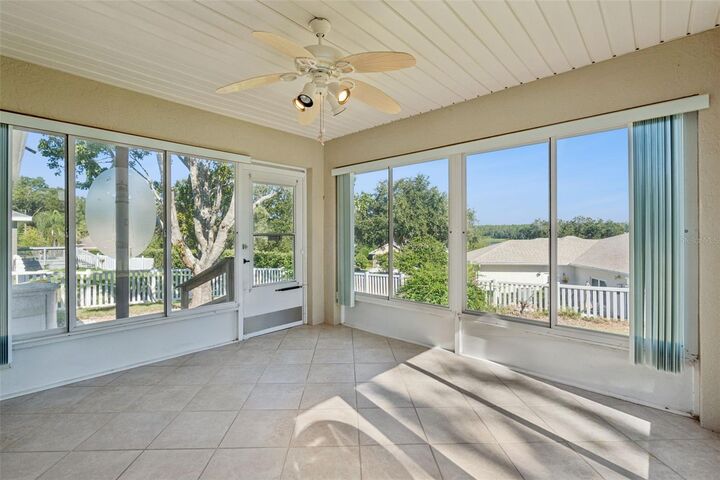Property Photo: 110 Twin Lake Circle FL 32784