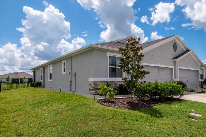 Property Photo: 8556 Bold Cypress Lane FL 33545