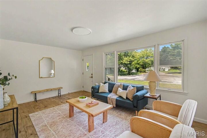 Property Photo: 1142 Laire Drive MO 63137