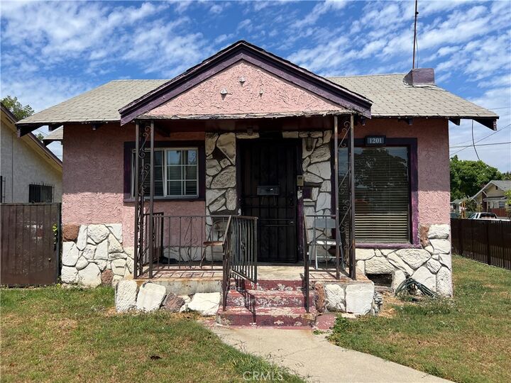 Property Photo:  1201 W 71st  CA 90044 