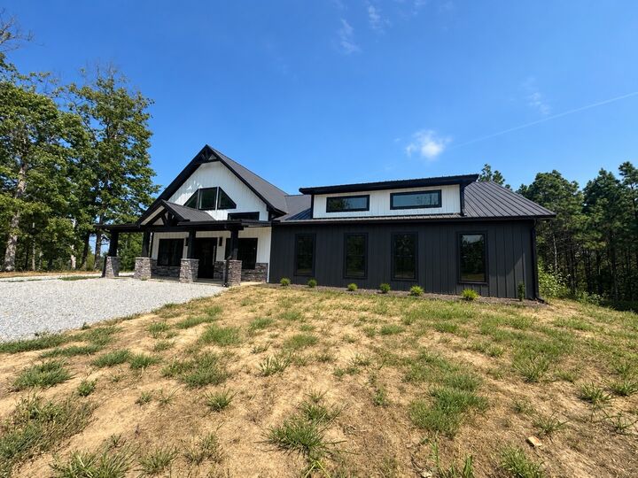 Property Photo: 3145 Highway 231 TN 37061