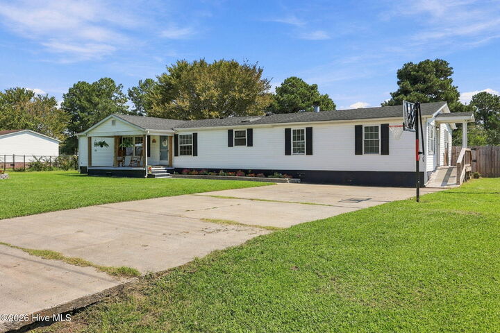 Property Photo: 1022 Davis Road NC 27909