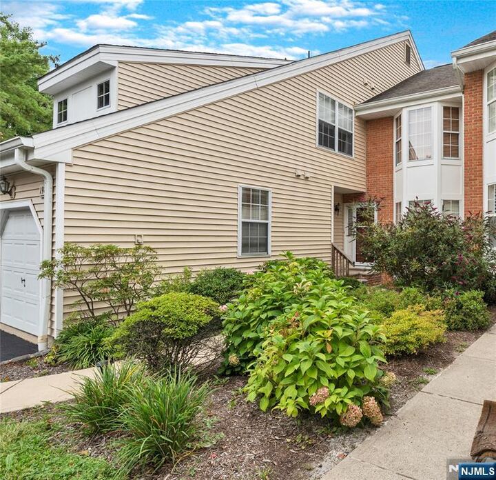 Property Photo: 198 Zeppi Lane NJ 07052
