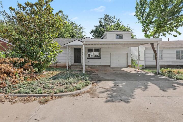 Property Photo: 1720 SW 18th Street OK 73108