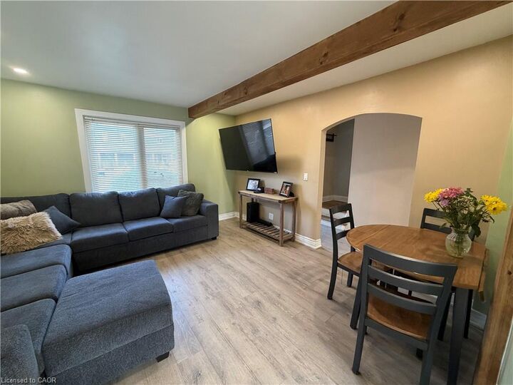 Property Photo:  94 Howard Avenue  ON L9A 2W5 