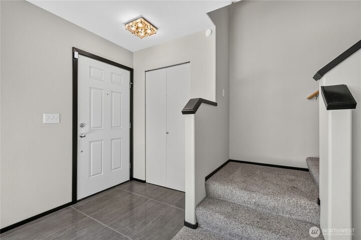 Property Photo:  4721  141st Place SE  WA 98296 