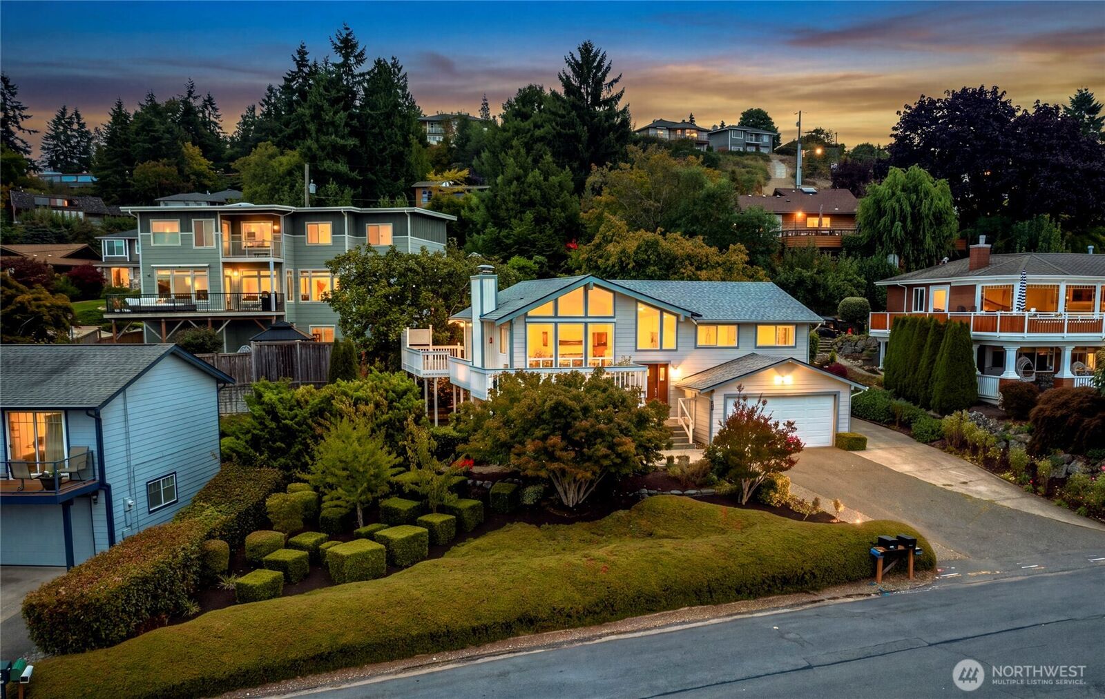 Property Photo:  5815  Frances Avenue NE  WA 98422 