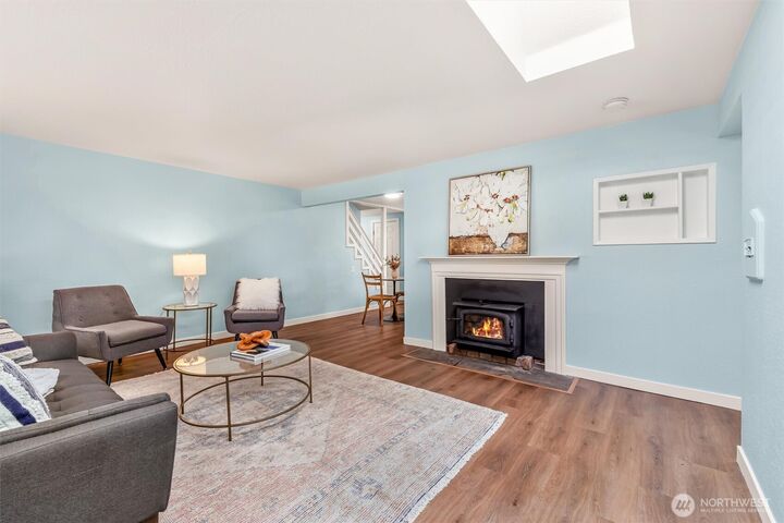 Property Photo:  17024  8th Avenue NE  WA 98155 