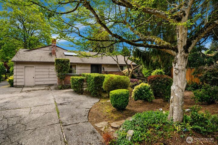 Property Photo:  7611 NE 8th Street  WA 98039 
