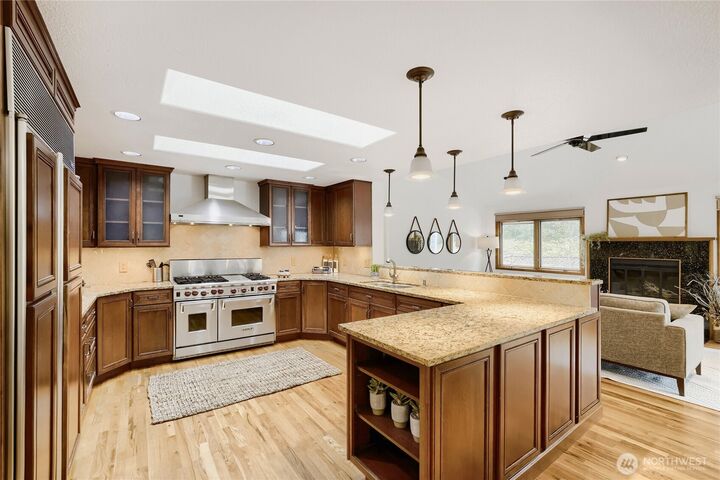 Property Photo:  14325  102 Avenue NE  WA 98034 