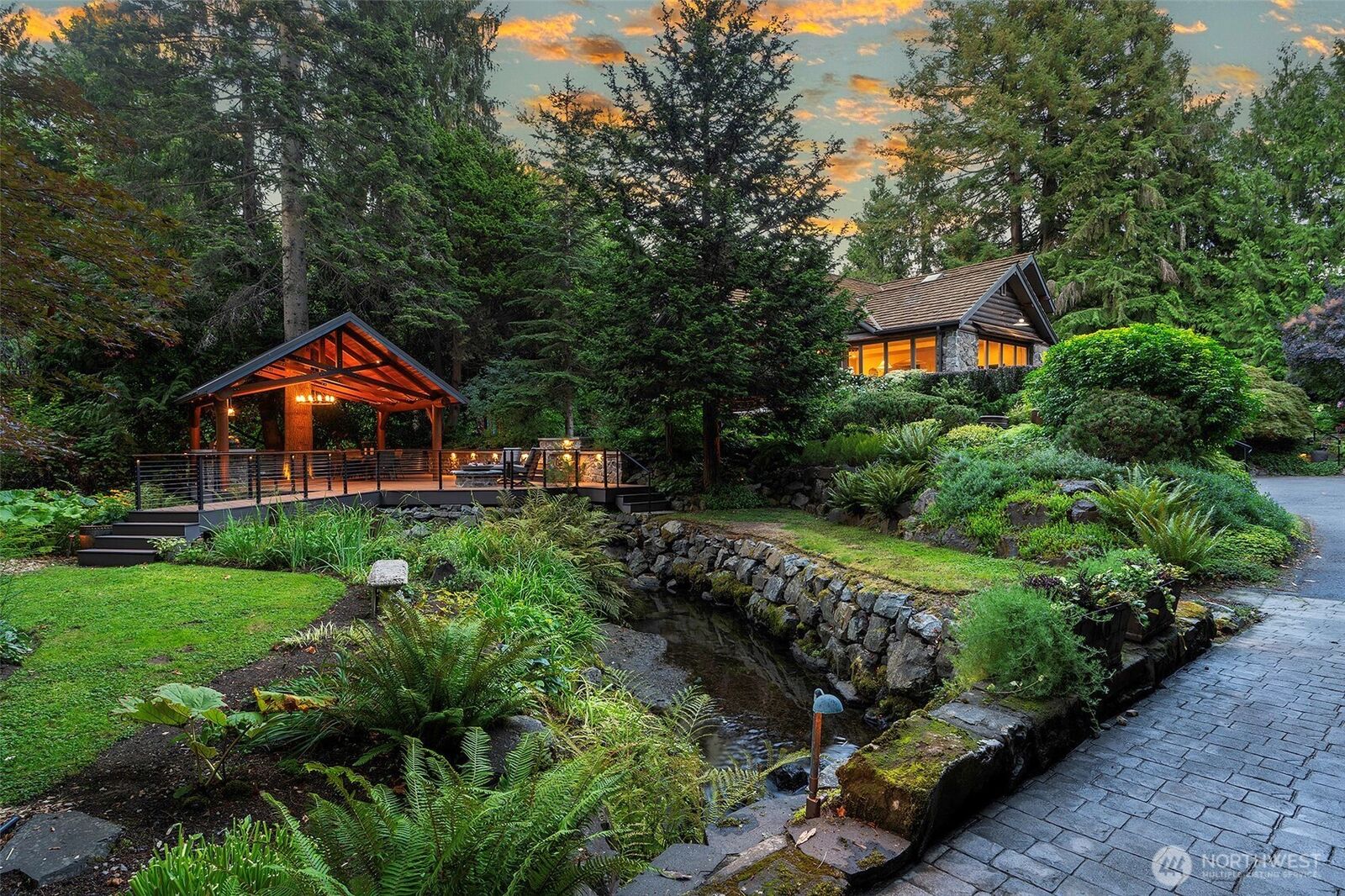 Property Photo: 17410 44th Avenue NE WA 98155