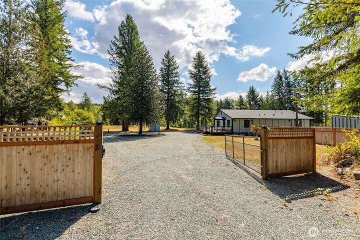Property Photo:  11911  Reiner Road  WA 98272 