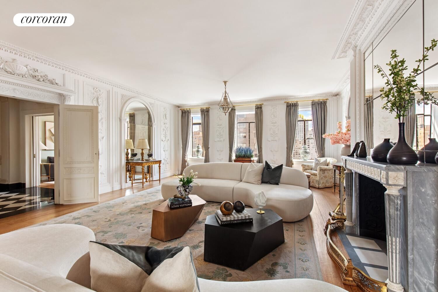 Property Photo:  730 Park Avenue 15/16A  NY 10021 