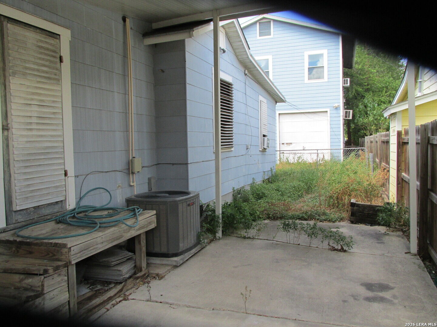 Property Photo: 1325 Elsmere TX 78201