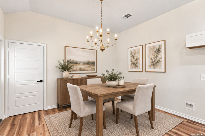 Property Photo:  1123 Vickers Ave  TX 78211 