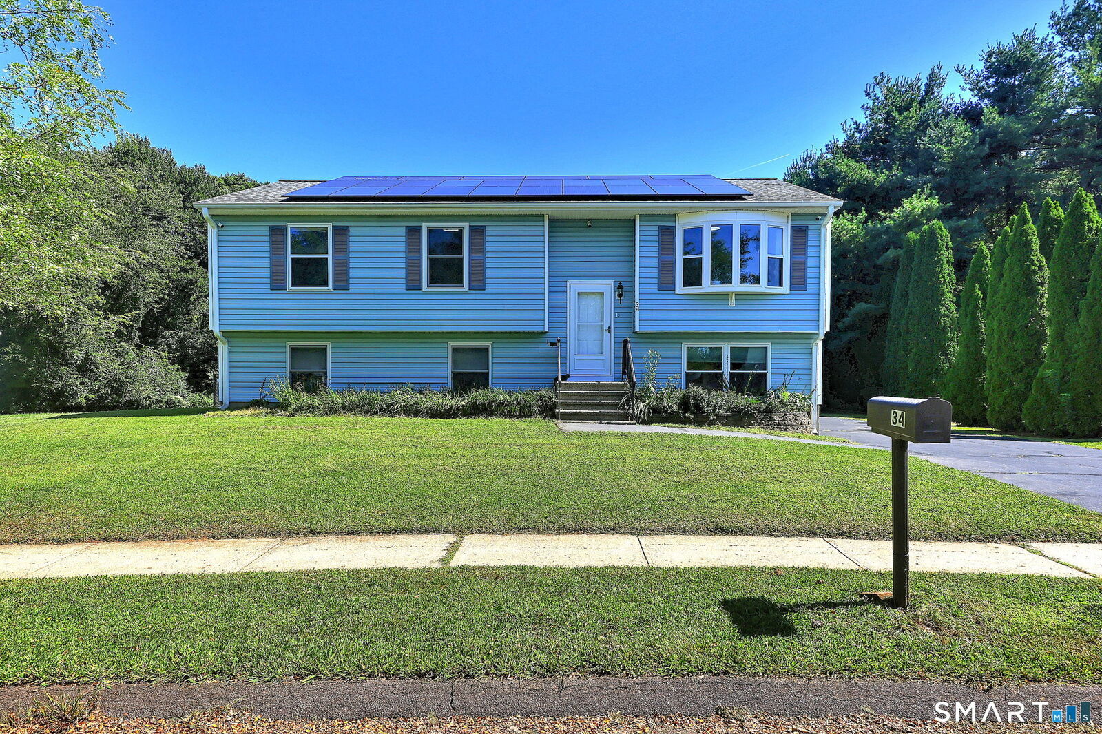 Property Photo:  34 Fawn Drive  CT 06451 