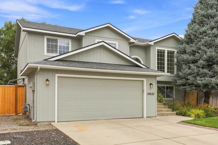 Property Photo: 19027 E Shannon Ln WA 99016