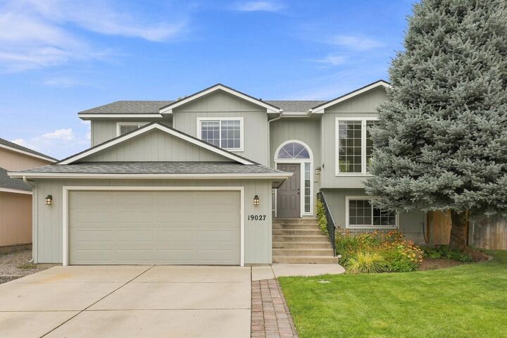 Property Photo:  19027 E Shannon Ln  WA 99016 