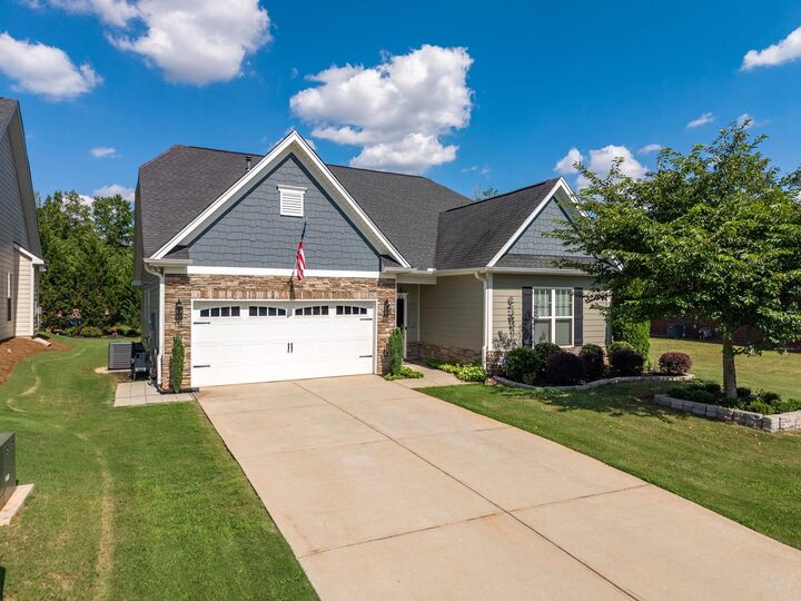 Property Photo:  120 Broadleigh Court  SC 29316 