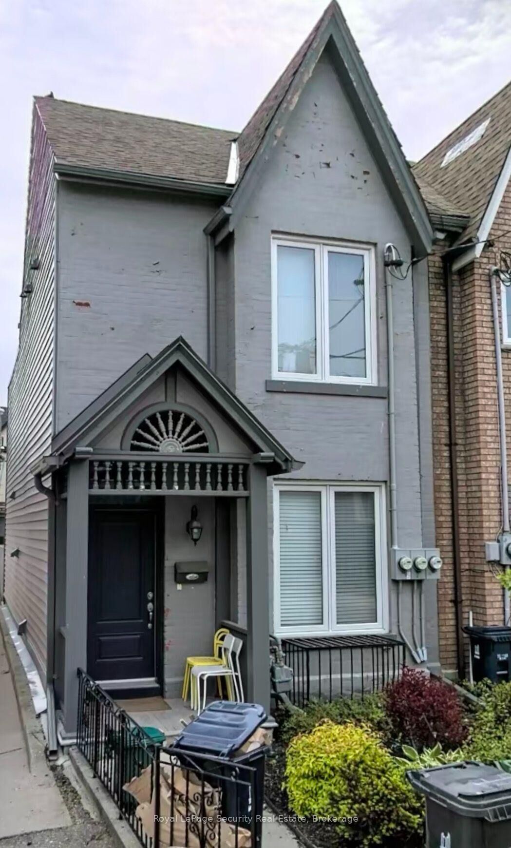 Property Photo:  15 Coolmine Road  ON M6J 3G1 