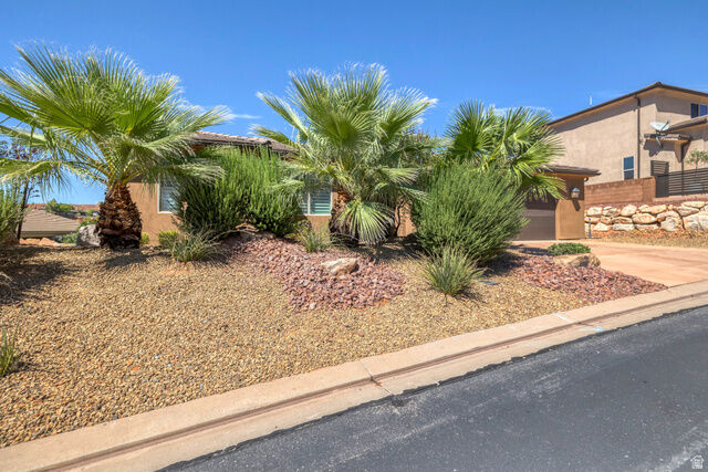 Property Photo:  491 N Sun Rock Way  UT 84780 