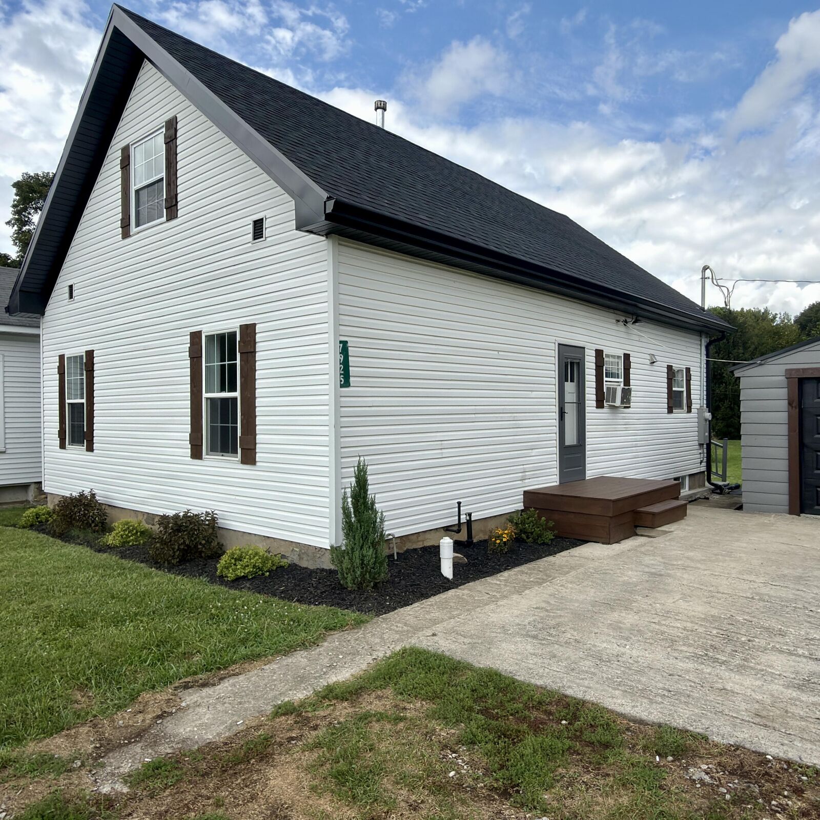 Property Photo:  7925 South Street  OH 45317 