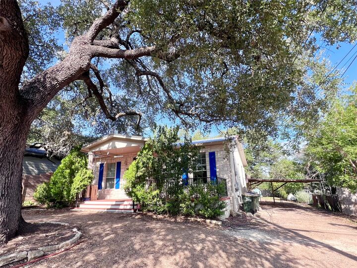 Property Photo:  2102 White Dove Pass  TX 78734 