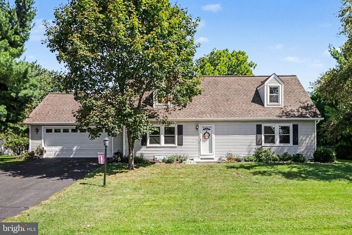 Property Photo: 37 Goldenrod Drive PA 17015