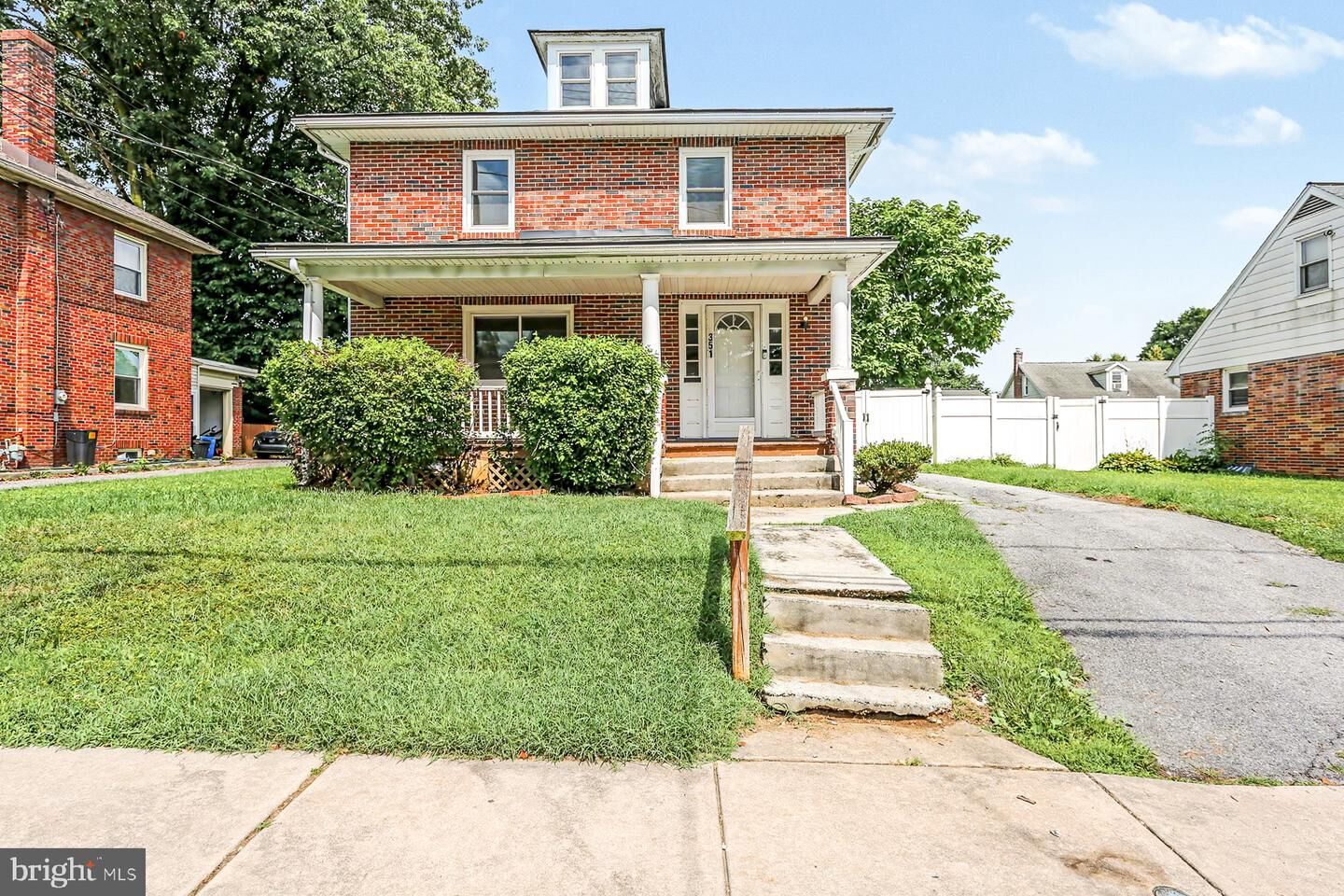 Property Photo:  351 E Park Street  PA 17022 