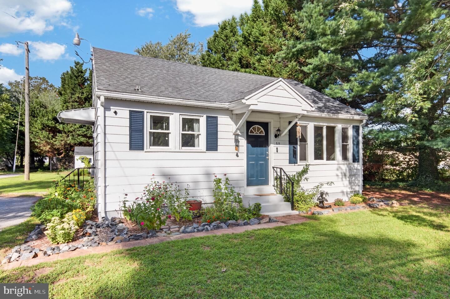 Property Photo: 611 E Lincoln Avenue MD 21804