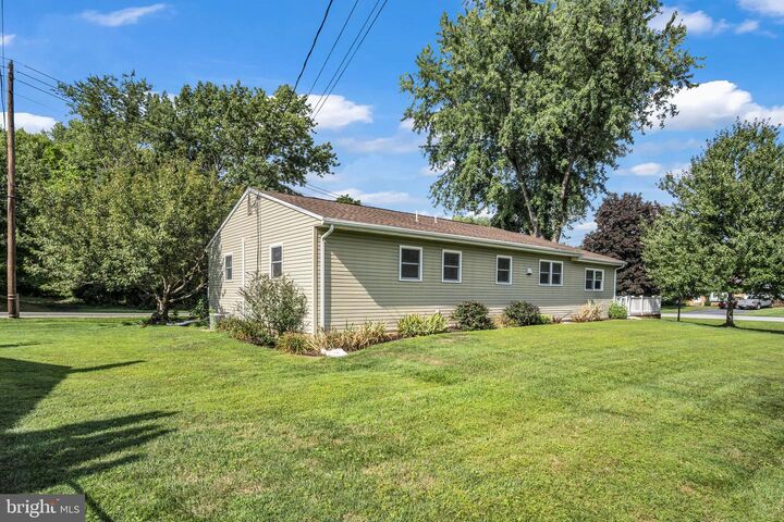 Property Photo:  101 Kim Acres Drive  PA 17055 