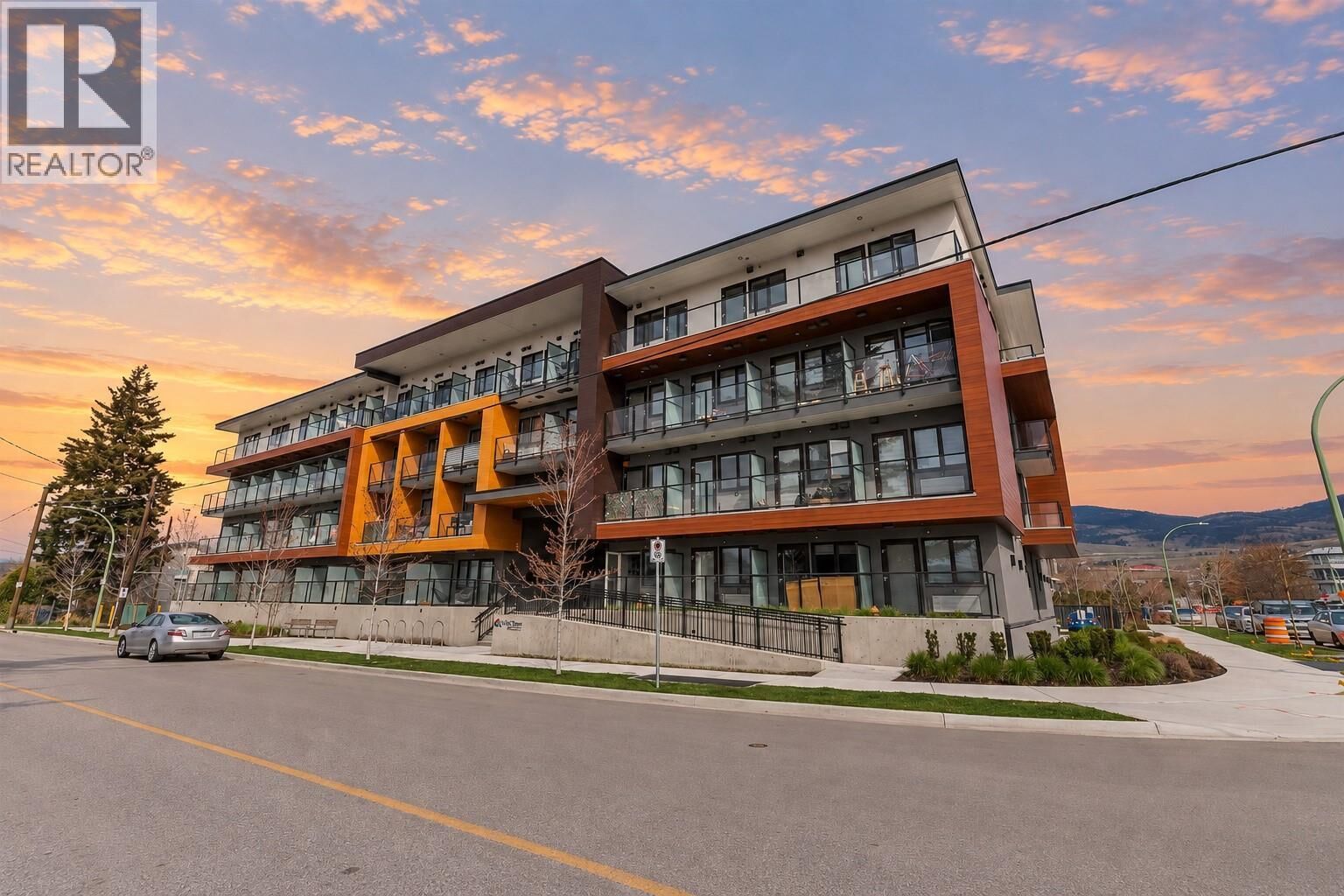 Property Photo:  345 Dougall Road North Ph8  BC V1X 3K8 