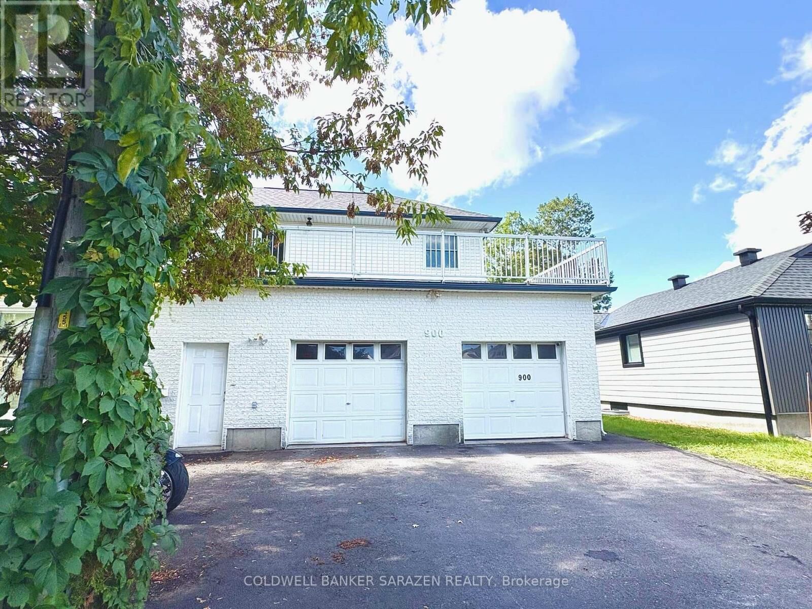 Property Photo: 900 Scott-Dupuis Way ON K1C 3A7