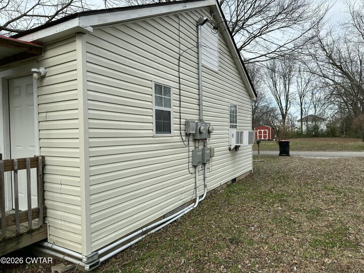 Property Photo:  1622 Brown Street  TN 38343 