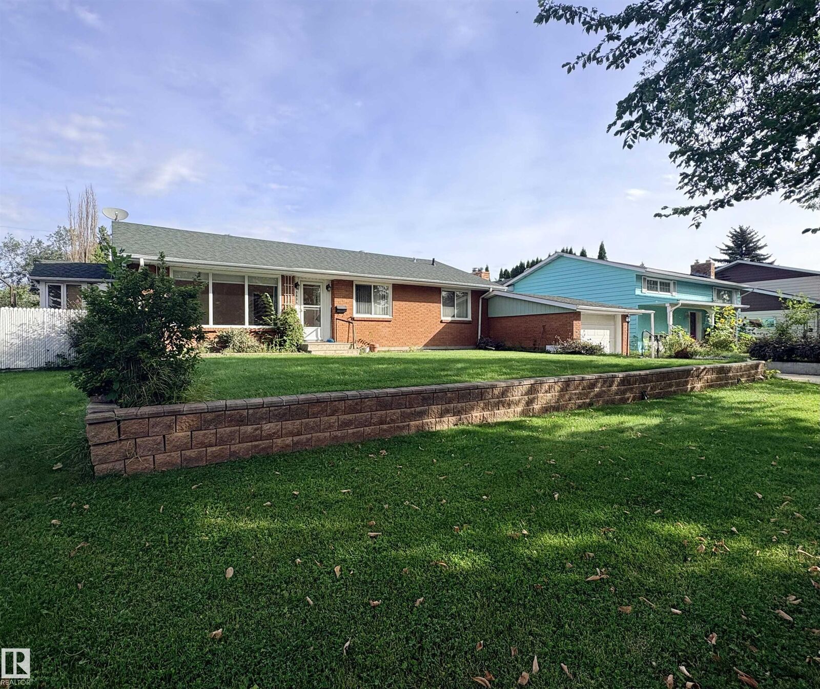 Property Photo:  3834 110 Avenue NW  AB T5W 0H7 