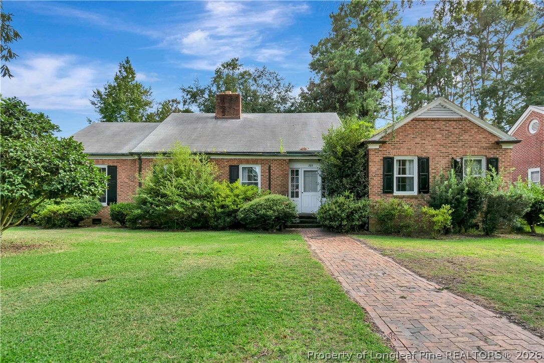 Property Photo: 203 W 26th Street NC 28358